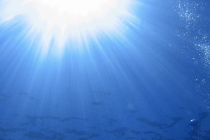 Unterwassersonne - Foto, Druck, Poster, Leinwand